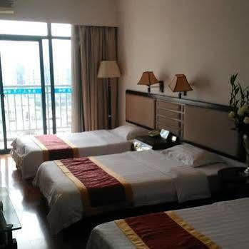 Green Bamboo Hotel Guilin Extérieur photo